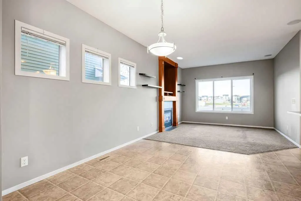 126 River Heights Crescent