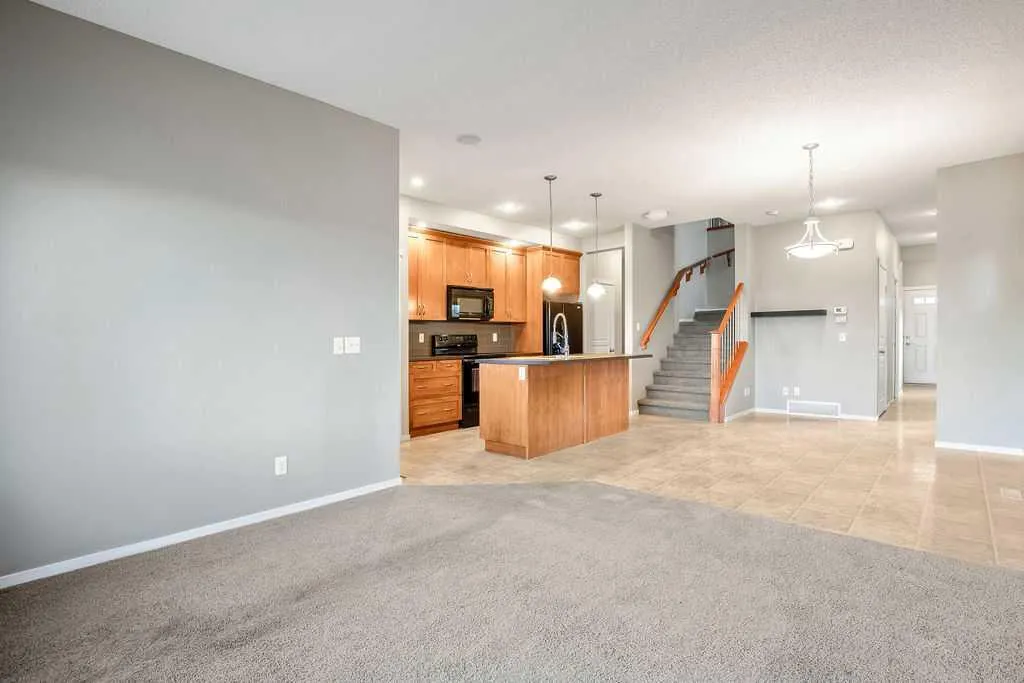 126 River Heights Crescent