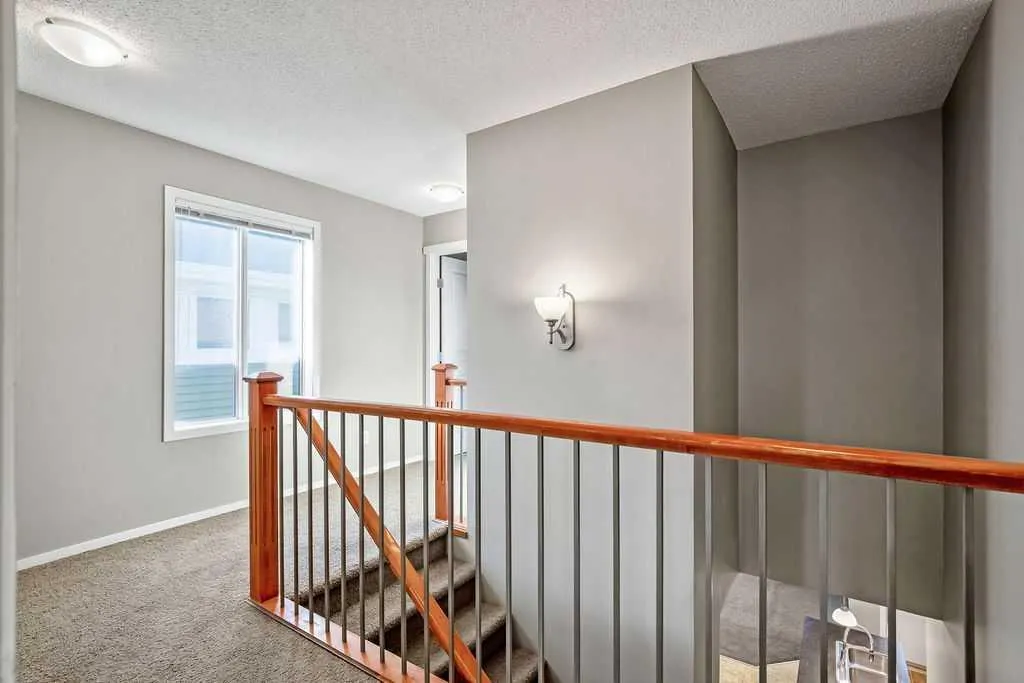 126 River Heights Crescent