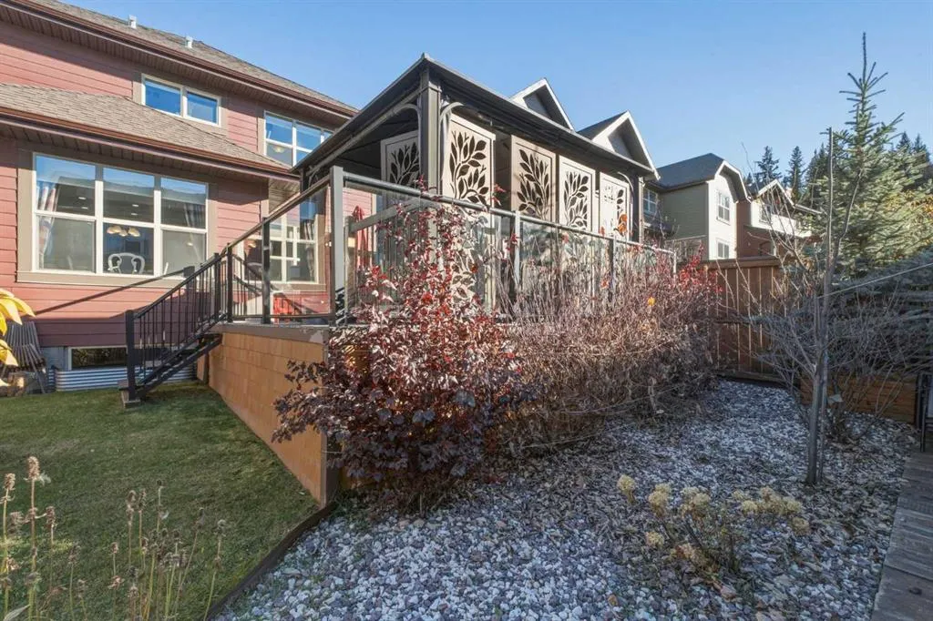 14 Riviera Place