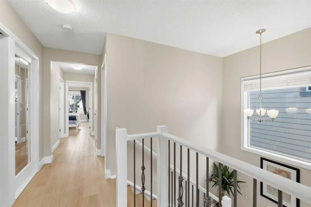 14 Riviera Place