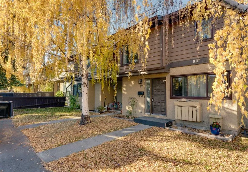 2300 Oakmoor Drive SW #92