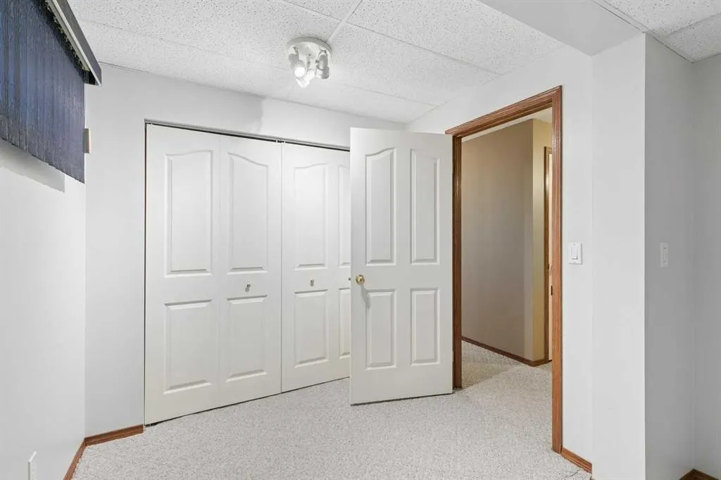 103 LAKESIDE GREENS Court