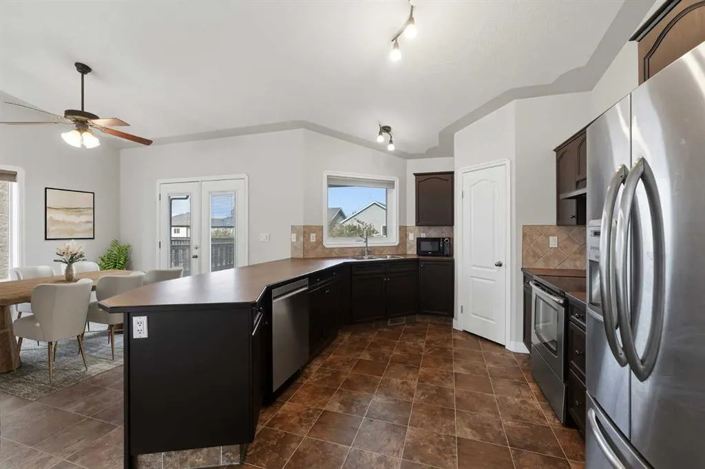 138 Jenner Crescent