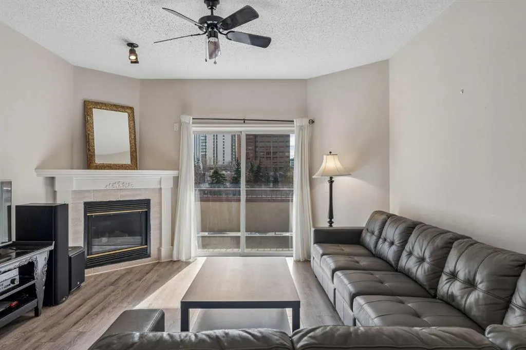 777 3 Avenue SW #401