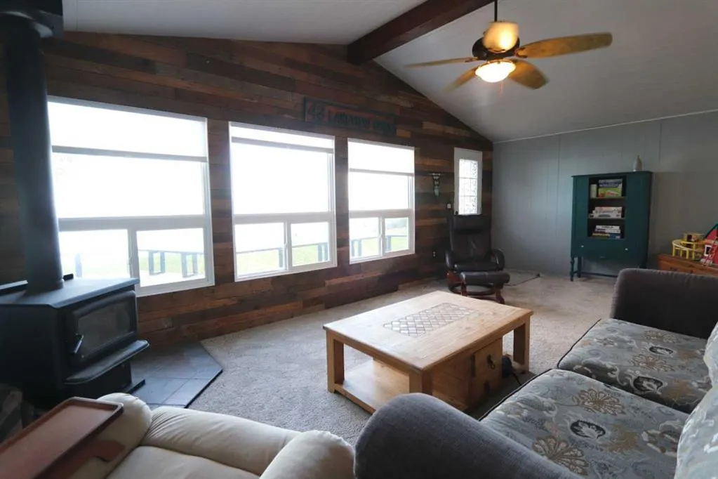 43 Lakeshore Drive