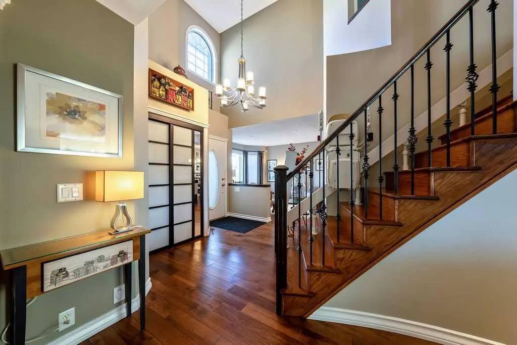 7 Springbank View SW