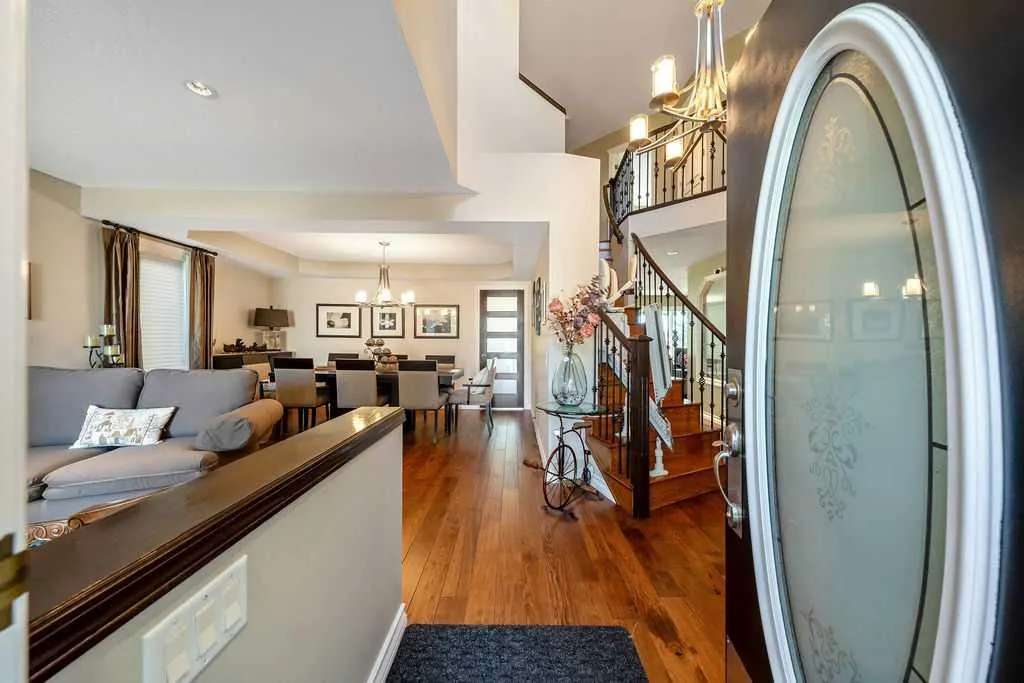 7 Springbank View SW
