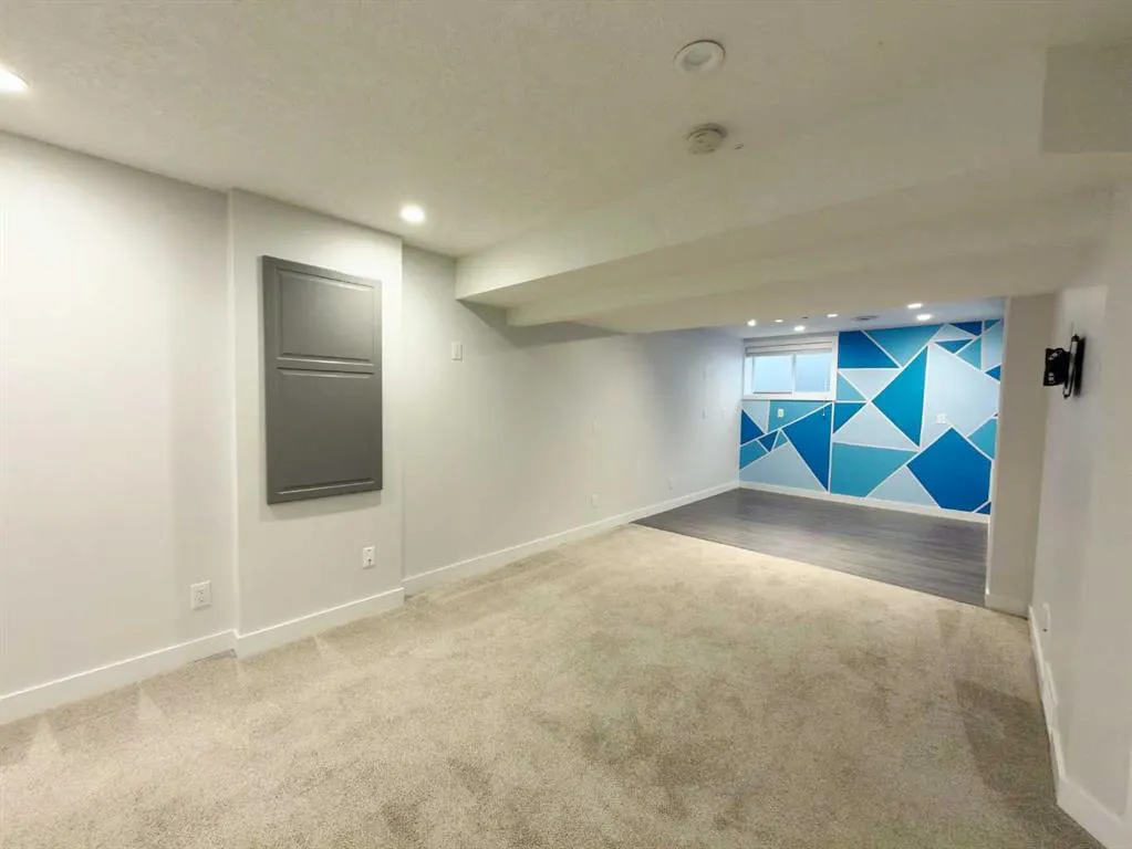 105 Drake Landing Common #87