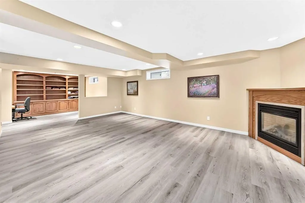104 Christie Knoll Heights SW