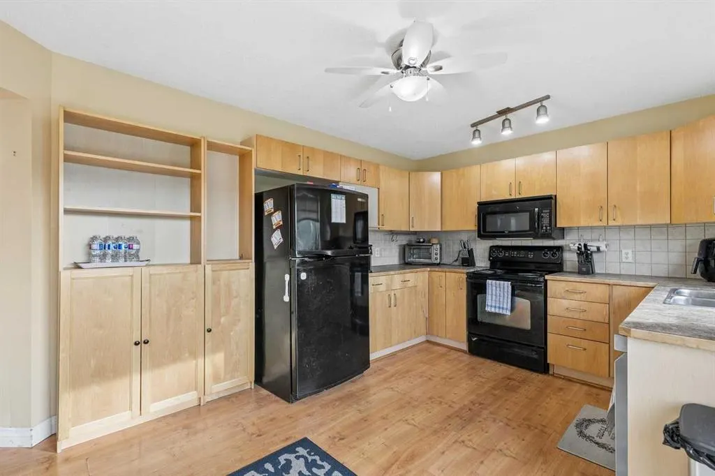 829 Westmount Drive