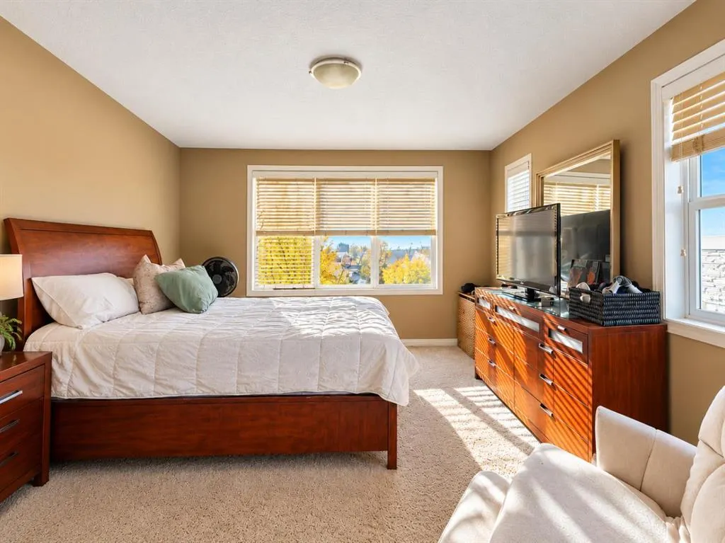 70 Auburn Bay View SE