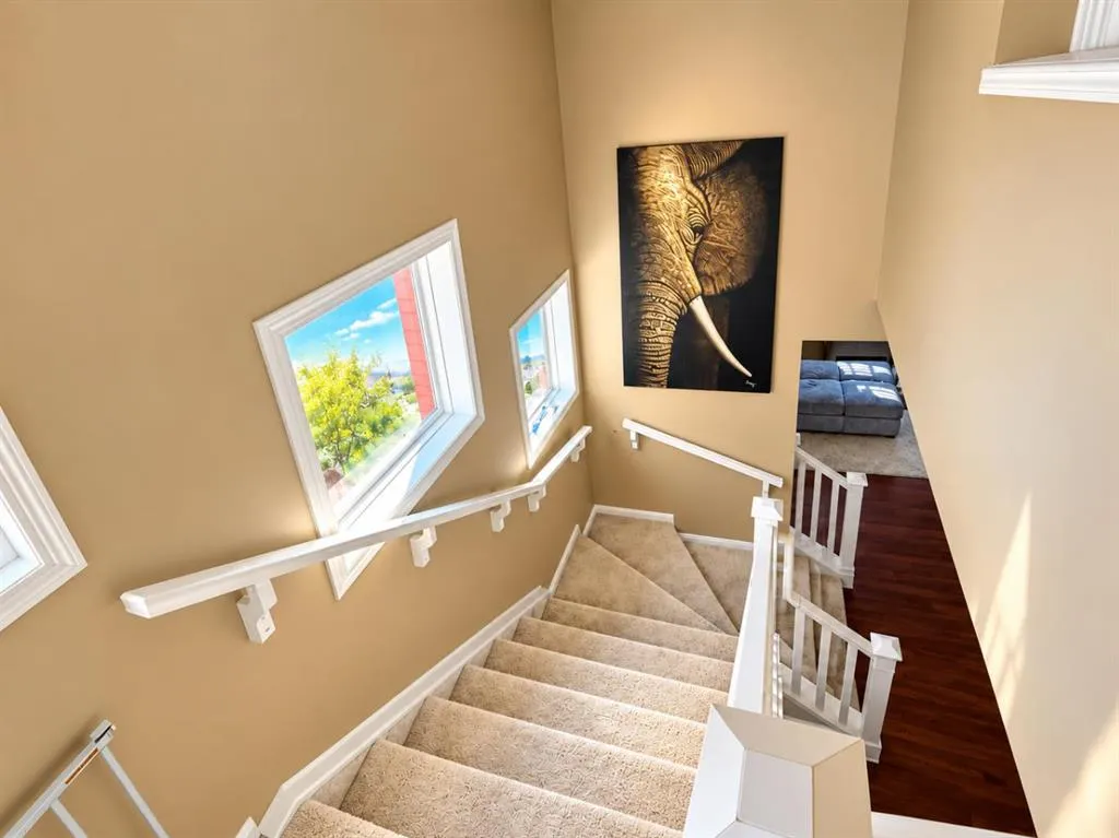 70 Auburn Bay View SE