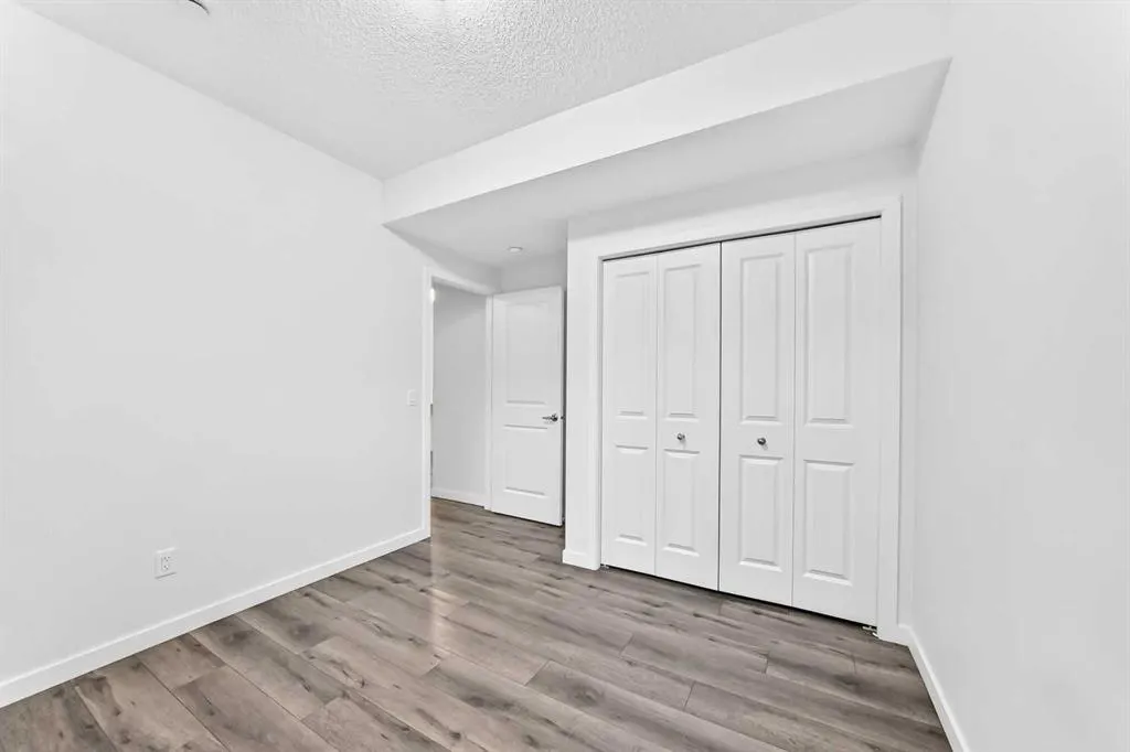 46 Lucas Heights NW