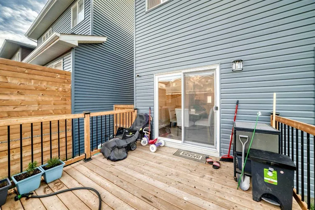 46 Lucas Heights NW