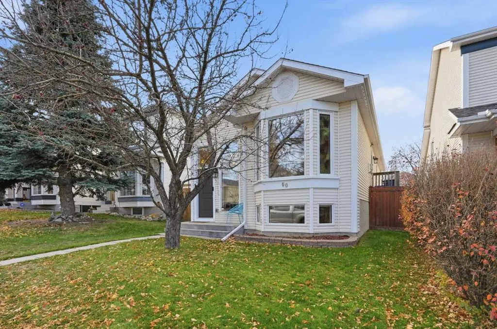 60 Hidden Green NW