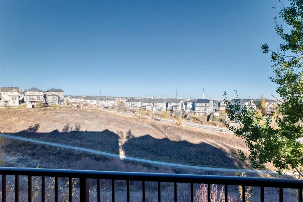 83 Kincora Heath NW