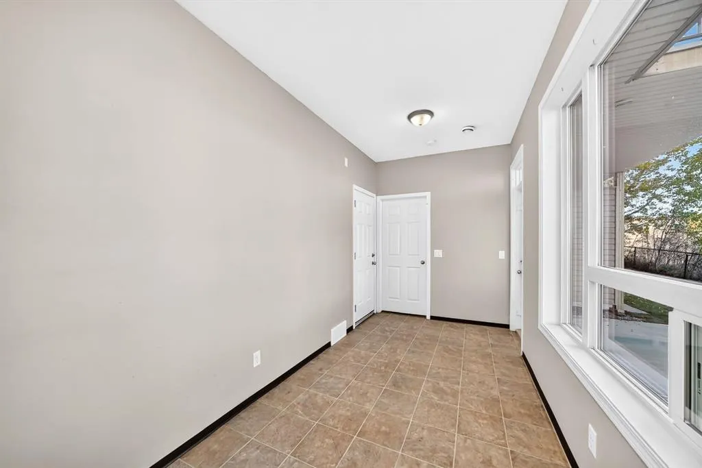 83 Kincora Heath NW