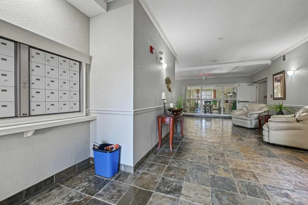 15 Everstone Drive SW #330