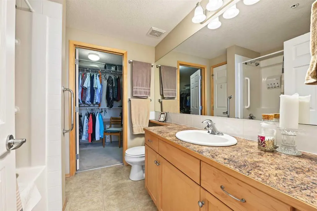 15 Everstone Drive SW #330