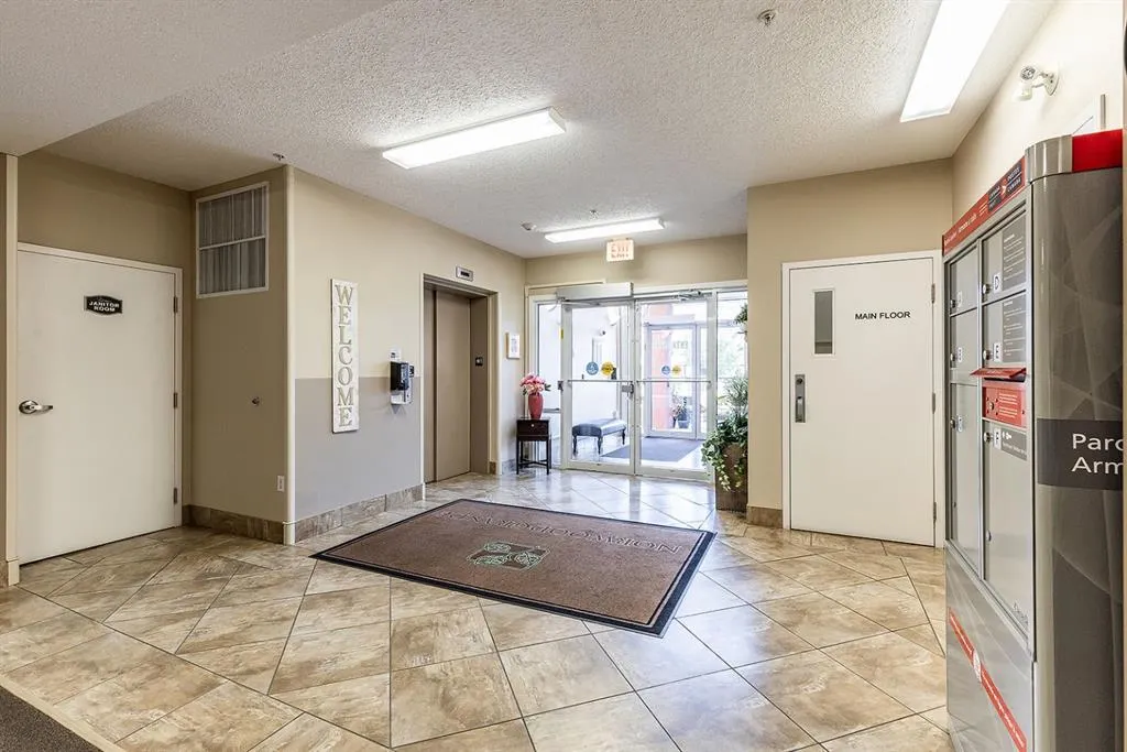 2800 13 Avenue SE #125