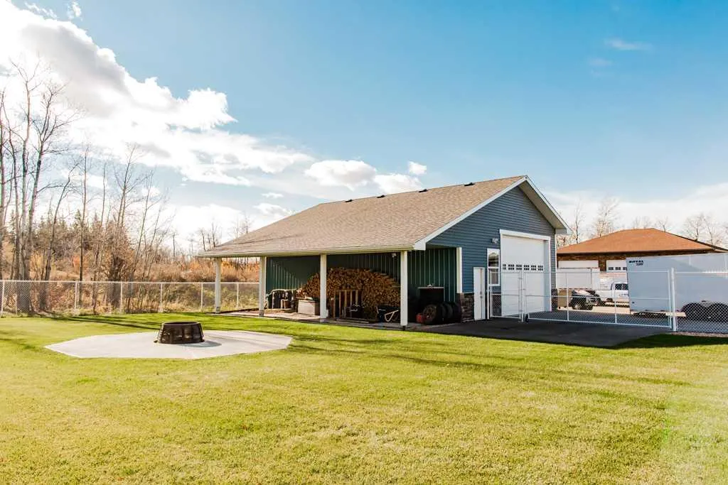 7925 Carriage Lane Drive