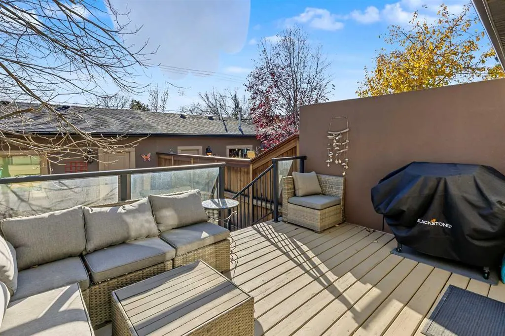 535 21 Avenue NW