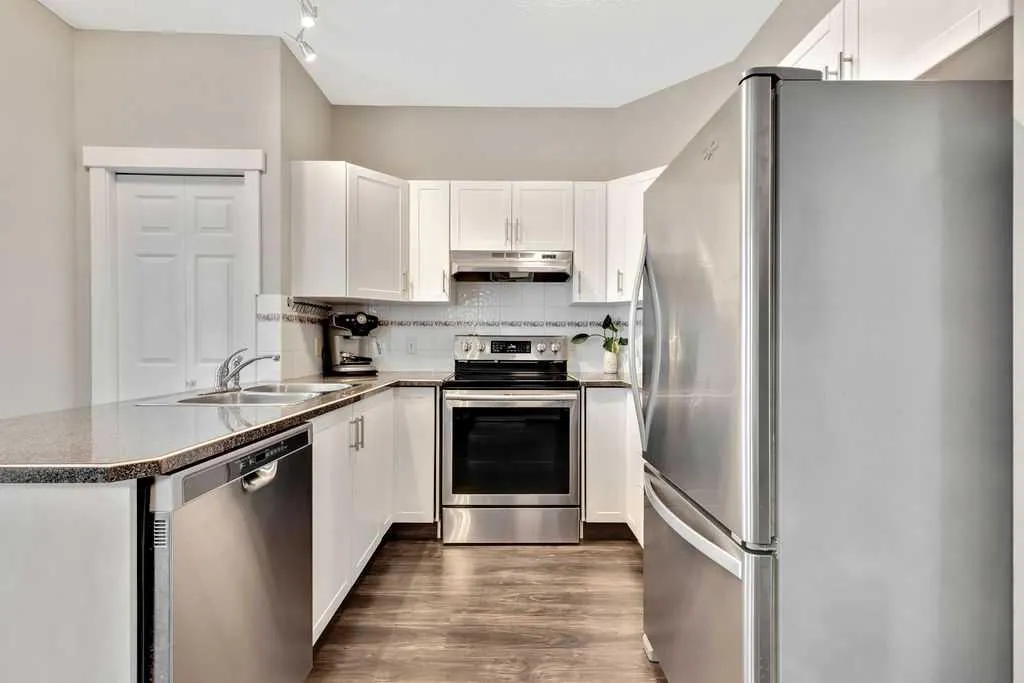 86 Inverness Square SE