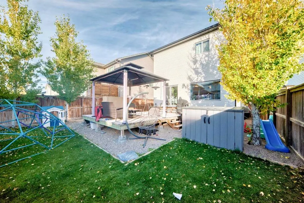 477 Moonlight Way W