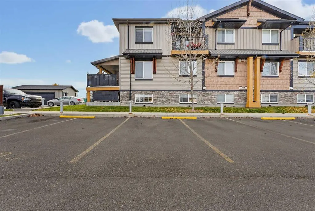 2781 Chinook Winds Drive SW #8301