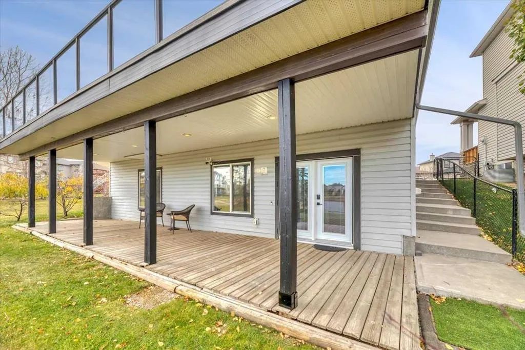 124 West Creek Glen