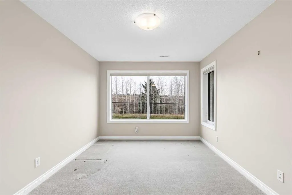 180 Tuscany Ravine Heights NW