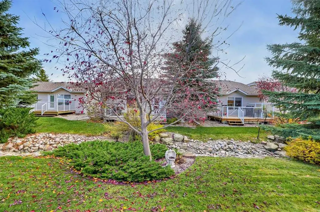 118 Whispering Way
