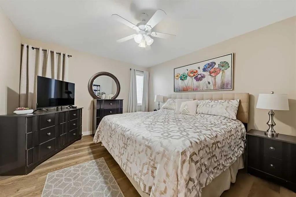 118 Whispering Way