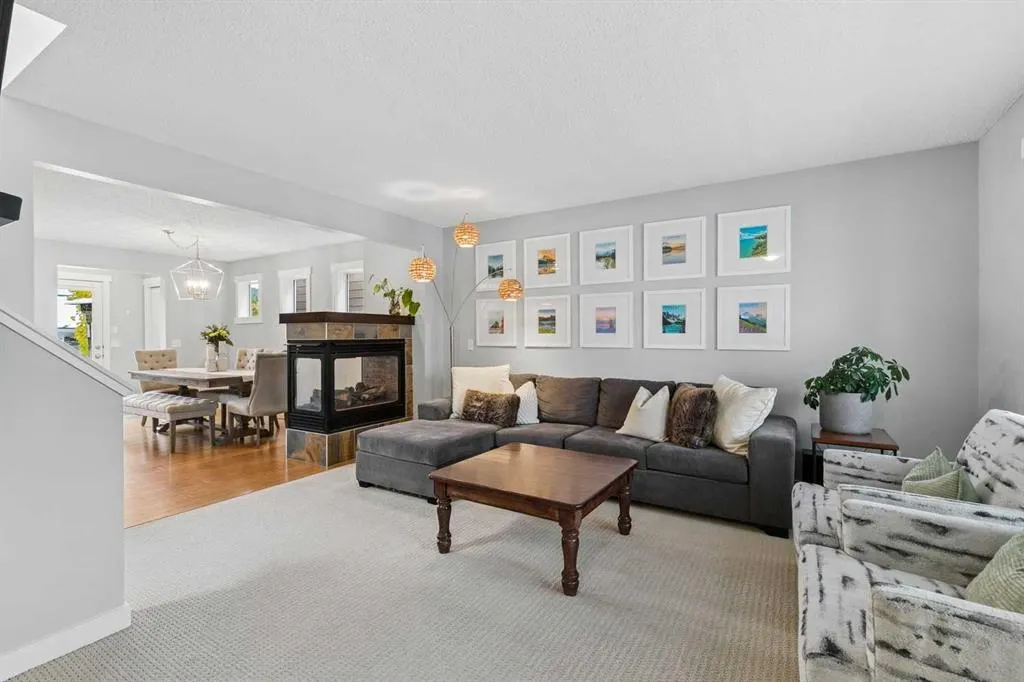 61 West Coach Place SW
