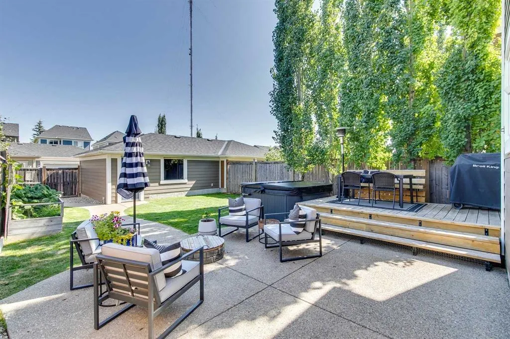 61 West Coach Place SW