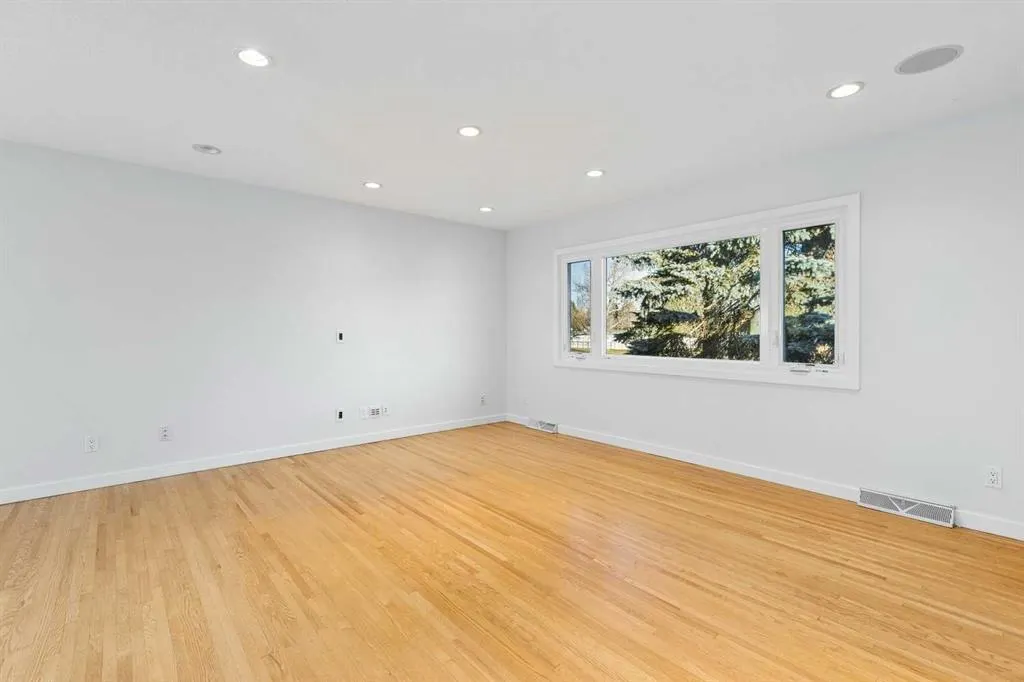 31 Hoover Place SW