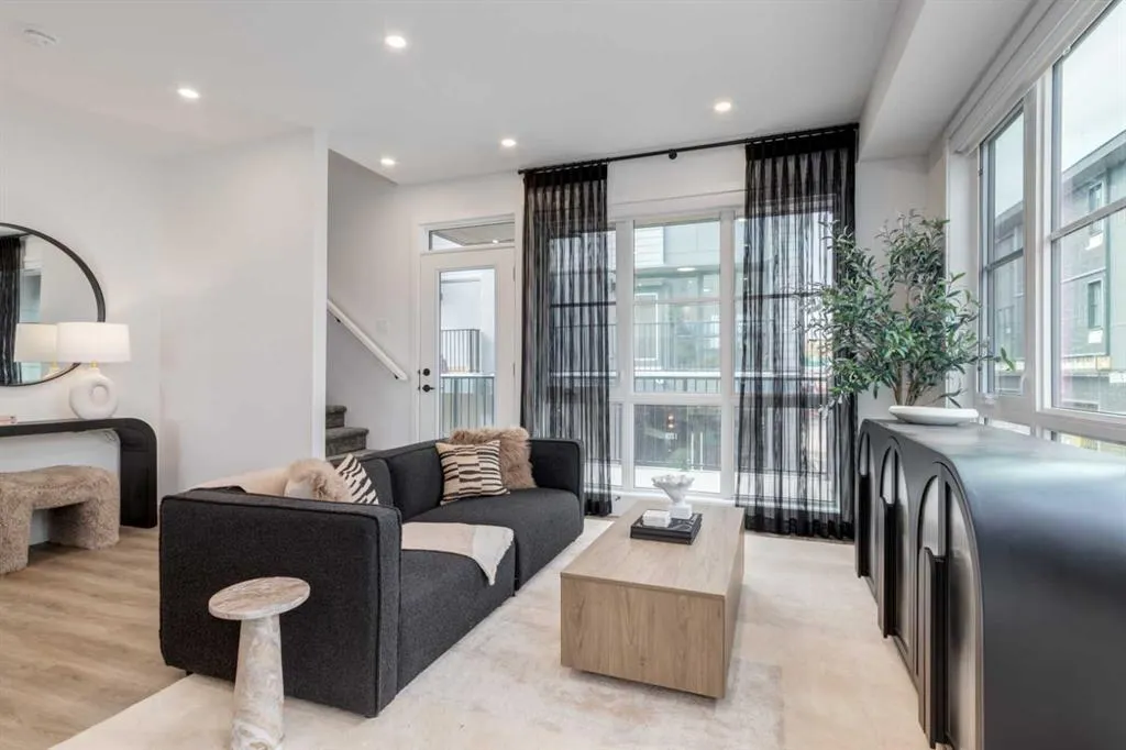 1453 Na'a Drive SW #607
