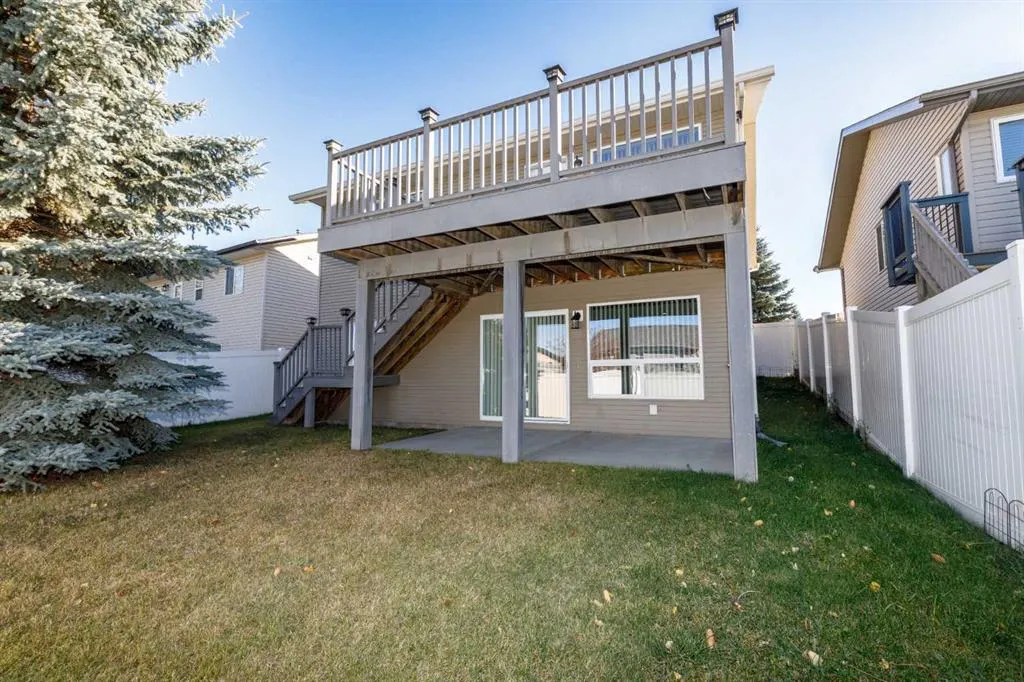 44 Isaacson Crescent