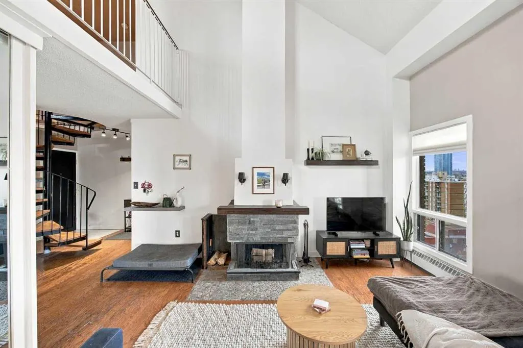1140 15 Avenue SW #1002