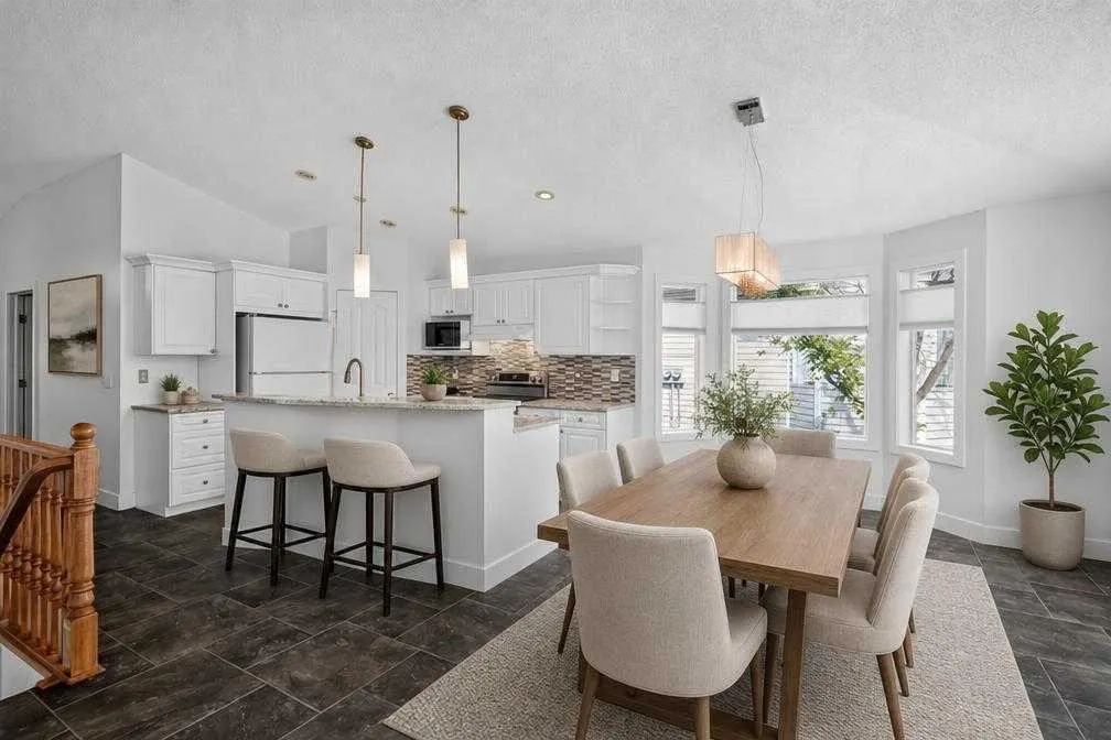 113 Mt Douglas Villas SE