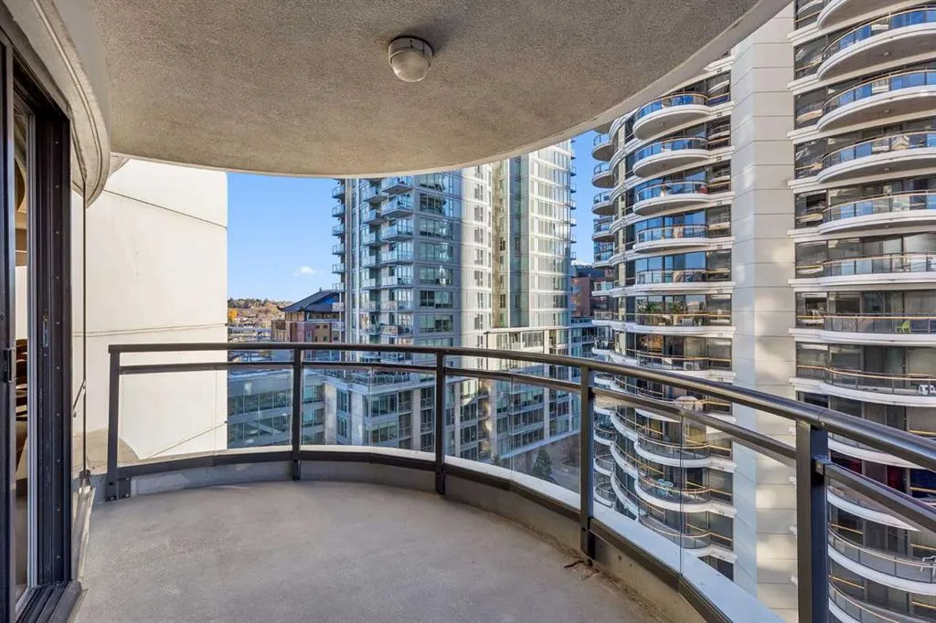 1088 6 Avenue SW #903