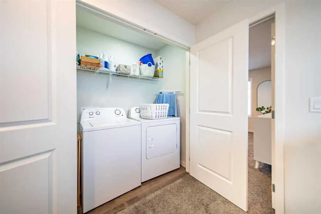 27 Iris Crescent