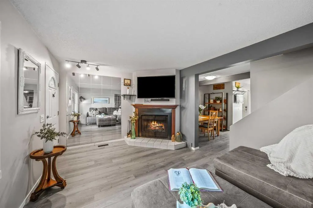 1845 Lysander Crescent SE #54