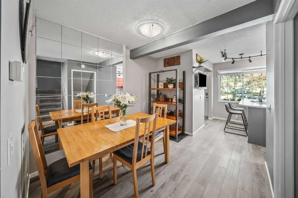 1845 Lysander Crescent SE #54