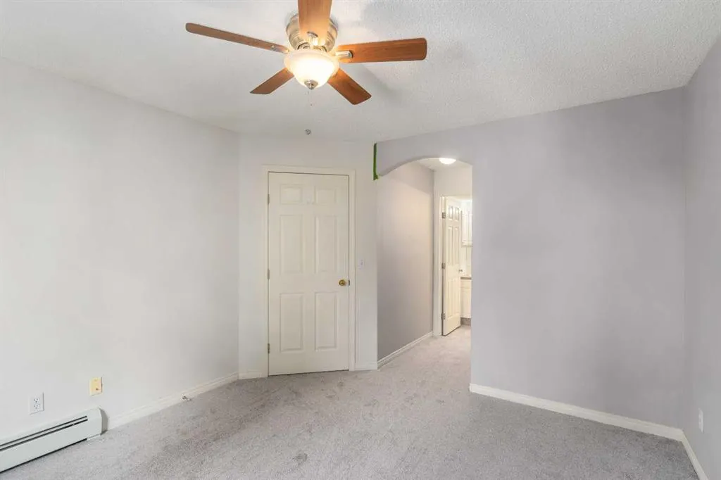 26 Country Hills View NW #217
