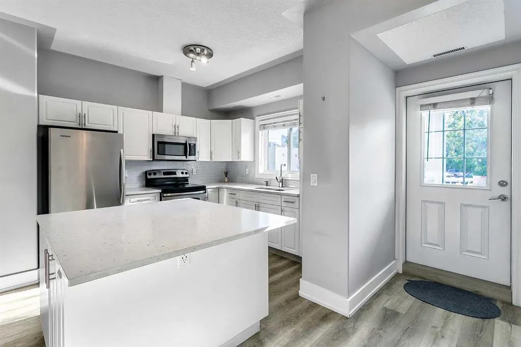 1720 11 Street SW #2