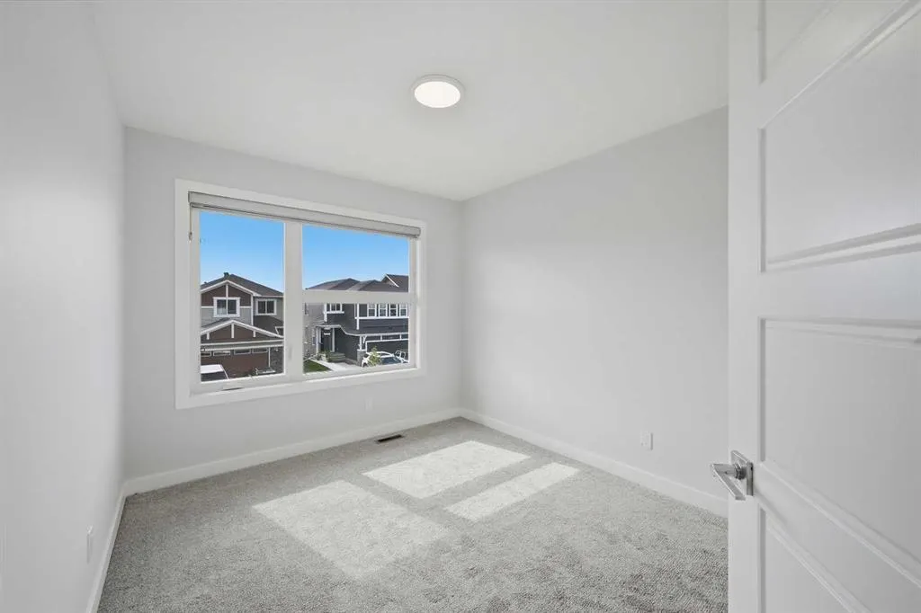 234 Chelsea Heath