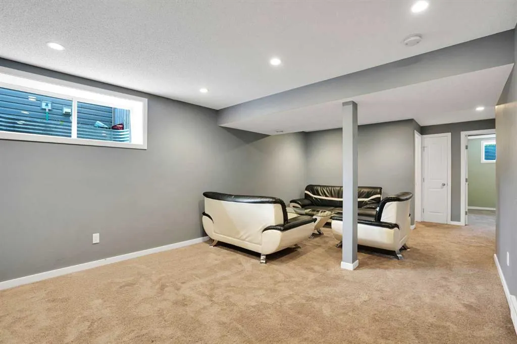 330 Cimarron Vista Way