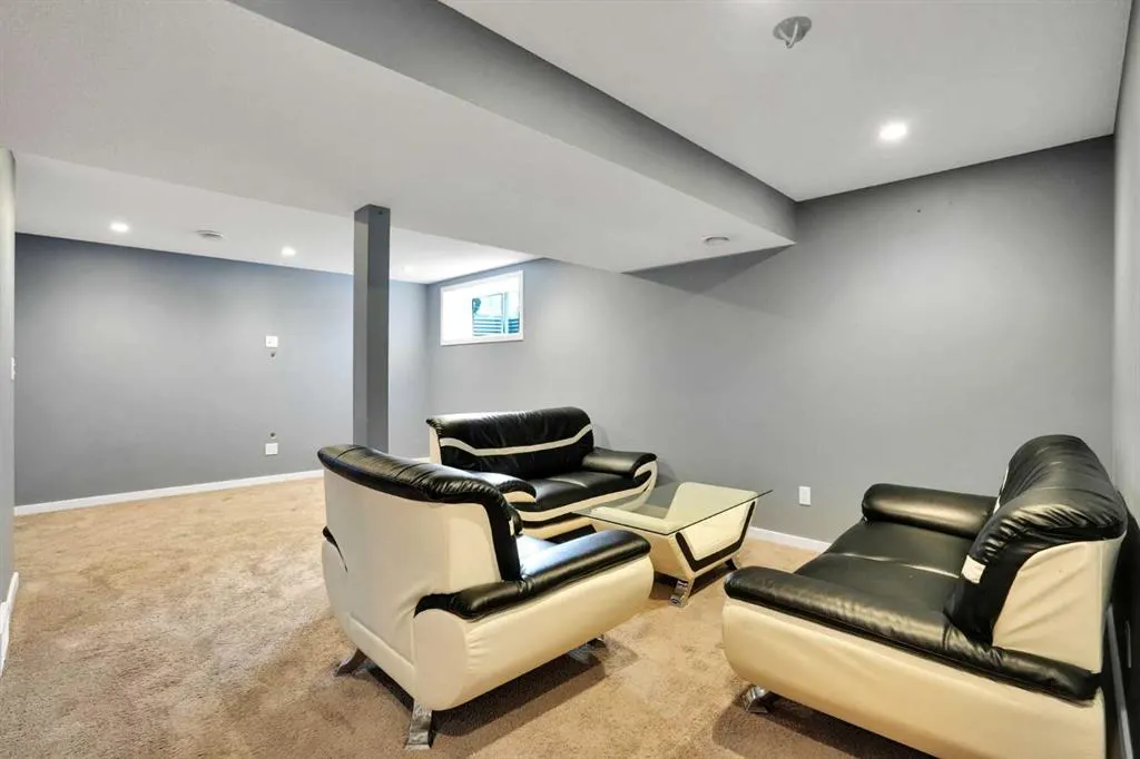 330 Cimarron Vista Way
